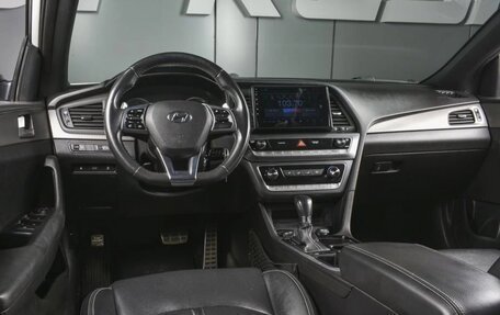 Hyundai Sonata VII, 2017 год, 1 750 000 рублей, 5 фотография