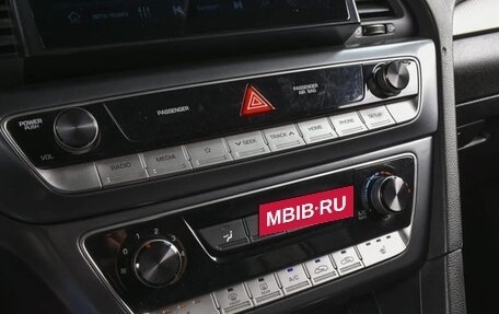 Hyundai Sonata VII, 2017 год, 1 750 000 рублей, 10 фотография