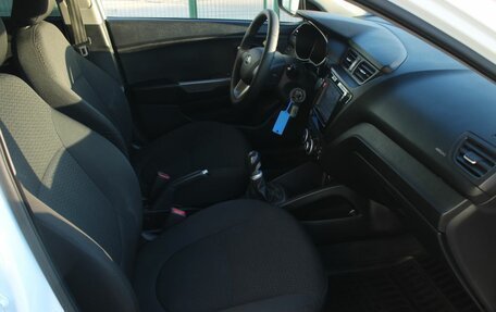 KIA Rio III рестайлинг, 2013 год, 820 000 рублей, 15 фотография