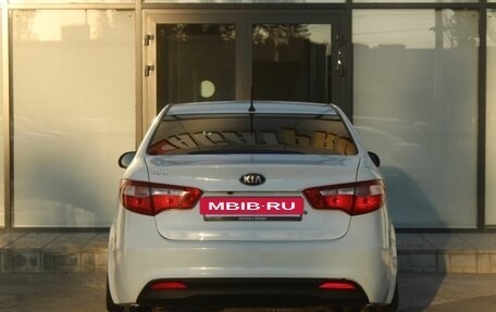 KIA Rio III рестайлинг, 2013 год, 820 000 рублей, 6 фотография