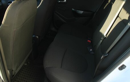 KIA Rio III рестайлинг, 2013 год, 820 000 рублей, 21 фотография