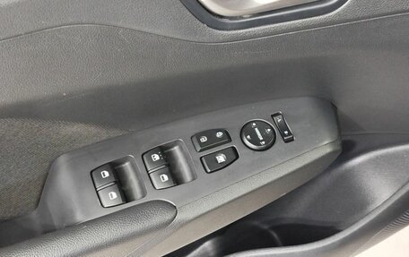 Hyundai Solaris II рестайлинг, 2019 год, 1 500 000 рублей, 20 фотография