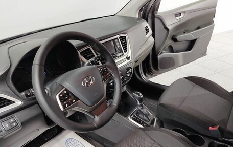 Hyundai Solaris II рестайлинг, 2019 год, 1 500 000 рублей, 21 фотография