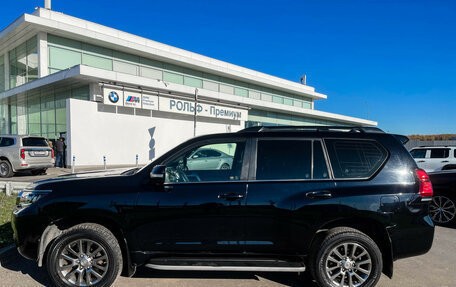Toyota Land Cruiser Prado 150 рестайлинг, 2018 год, 5 697 000 рублей, 8 фотография