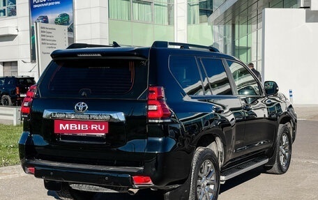 Toyota Land Cruiser Prado 150 рестайлинг, 2018 год, 5 697 000 рублей, 5 фотография