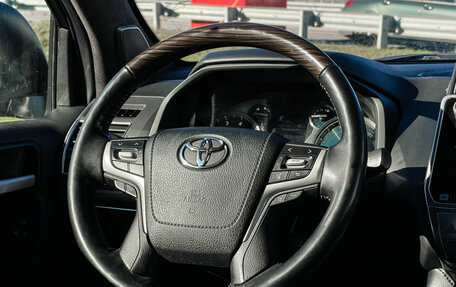 Toyota Land Cruiser Prado 150 рестайлинг, 2018 год, 5 697 000 рублей, 14 фотография