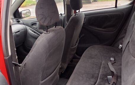 Toyota Yaris III, 2002 год, 550 000 рублей, 4 фотография