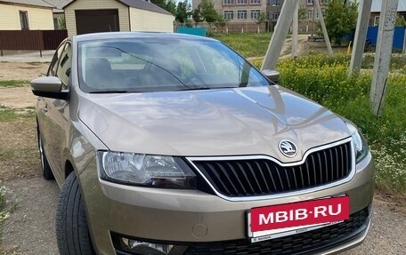 Skoda Rapid I, 2017 год, 1 350 000 рублей, 2 фотография