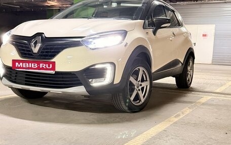 Renault Kaptur I рестайлинг, 2019 год, 1 300 000 рублей, 2 фотография