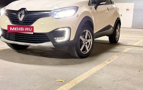 Renault Kaptur I рестайлинг, 2019 год, 1 300 000 рублей, 5 фотография