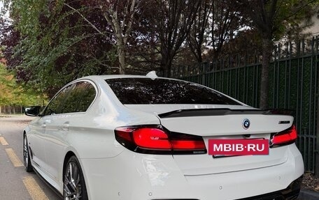 BMW 5 серия, 2021 год, 5 500 000 рублей, 4 фотография