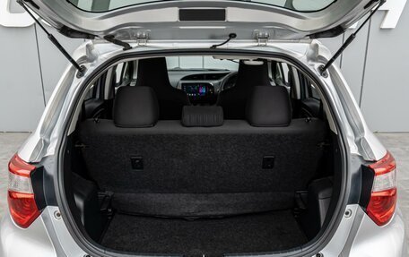 Toyota Vitz, 2017 год, 990 000 рублей, 19 фотография