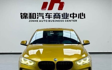 BMW 1 серия, 2022 год, 1 600 000 рублей, 2 фотография