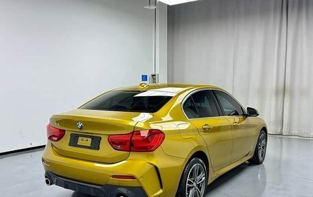 BMW 1 серия, 2022 год, 1 600 000 рублей, 9 фотография