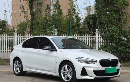 BMW 1 серия, 2023 год, 1 790 000 рублей, 3 фотография