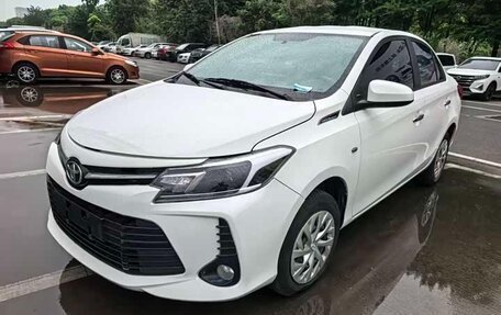 Toyota Vios III, 2023 год, 1 320 000 рублей, 2 фотография