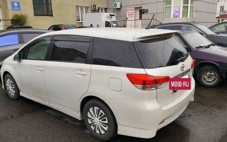 Toyota Wish II, 2011 год, 1 500 000 рублей, 2 фотография