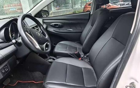 Toyota Vios III, 2023 год, 1 320 000 рублей, 8 фотография