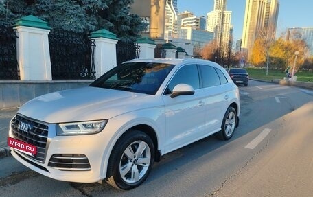 Audi Q5, 2019 год, 2 900 000 рублей, 2 фотография
