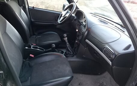 Chevrolet Niva I рестайлинг, 2015 год, 550 000 рублей, 4 фотография