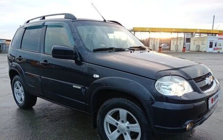 Chevrolet Niva I рестайлинг, 2015 год, 550 000 рублей, 10 фотография
