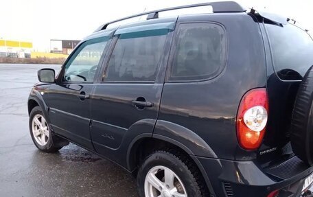 Chevrolet Niva I рестайлинг, 2015 год, 550 000 рублей, 14 фотография