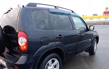 Chevrolet Niva I рестайлинг, 2015 год, 550 000 рублей, 12 фотография