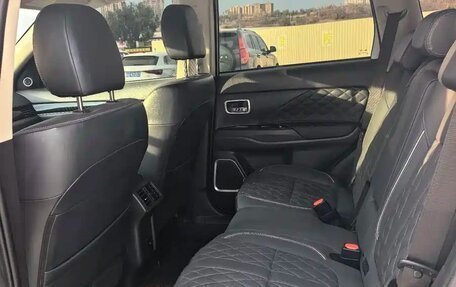 Mitsubishi Outlander III рестайлинг 3, 2022 год, 1 668 520 рублей, 9 фотография