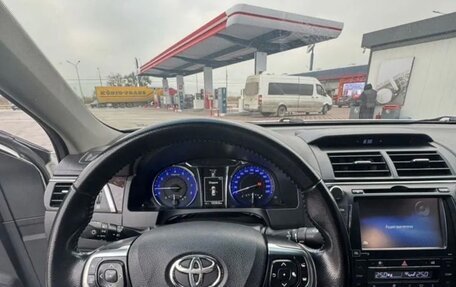 Toyota Camry, 2015 год, 1 800 000 рублей, 6 фотография