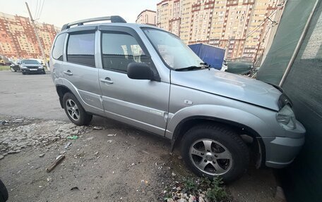 Chevrolet Niva I рестайлинг, 2012 год, 285 000 рублей, 1 фотография