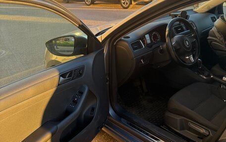Volkswagen Jetta VII, 2014 год, 980 000 рублей, 2 фотография