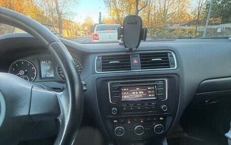 Volkswagen Jetta VII, 2014 год, 980 000 рублей, 16 фотография