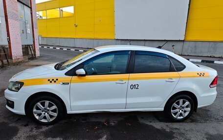 Volkswagen Polo VI (EU Market), 2018 год, 750 000 рублей, 4 фотография