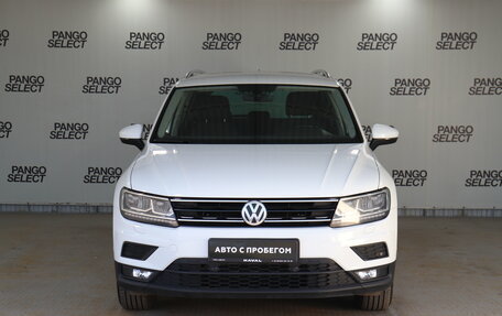 Volkswagen Tiguan II, 2018 год, 2 244 000 рублей, 2 фотография
