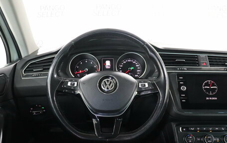 Volkswagen Tiguan II, 2018 год, 2 244 000 рублей, 10 фотография