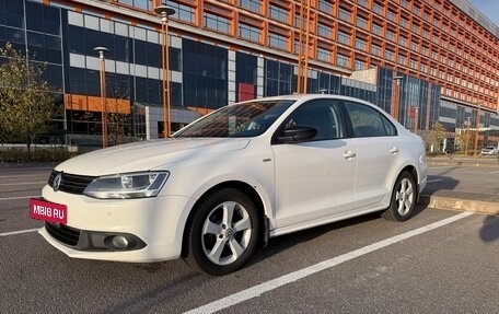Volkswagen Jetta VII, 2013 год, 1 250 000 рублей, 5 фотография