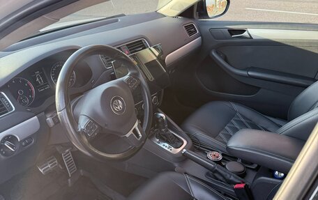 Volkswagen Jetta VII, 2013 год, 1 250 000 рублей, 10 фотография