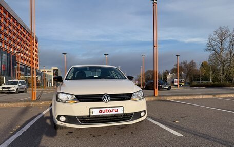Volkswagen Jetta VII, 2013 год, 1 250 000 рублей, 20 фотография