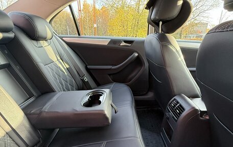 Volkswagen Jetta VII, 2013 год, 1 250 000 рублей, 16 фотография