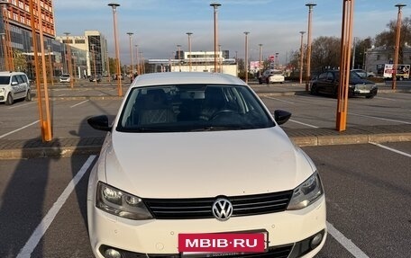 Volkswagen Jetta VII, 2013 год, 1 250 000 рублей, 6 фотография