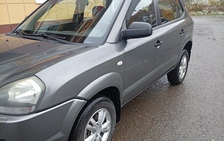 Hyundai Tucson III, 2008 год, 570 000 рублей, 3 фотография