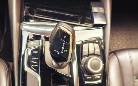 BMW 5 серия, 2019 год, 3 000 000 рублей, 21 фотография