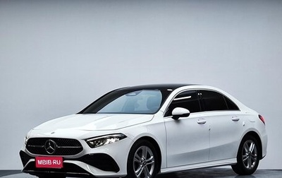 Mercedes-Benz A-Класс, 2023 год, 1 888 000 рублей, 1 фотография