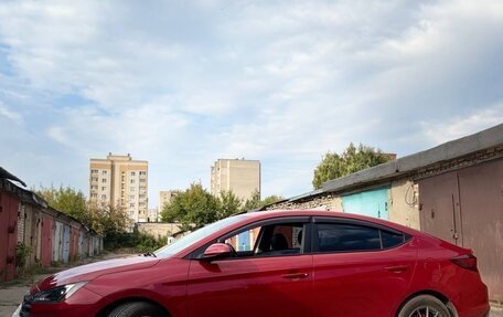 Hyundai Elantra VI, 2019 год, 1 750 000 рублей, 2 фотография