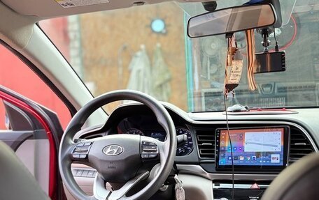 Hyundai Elantra VI, 2019 год, 1 750 000 рублей, 18 фотография