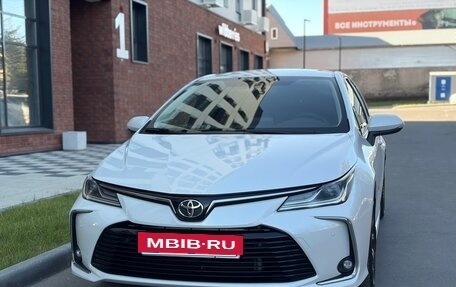Toyota Corolla, 2022 год, 2 540 000 рублей, 2 фотография