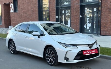 Toyota Corolla, 2022 год, 2 540 000 рублей, 8 фотография