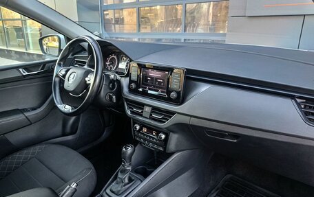 Skoda Rapid II, 2021 год, 1 549 000 рублей, 6 фотография