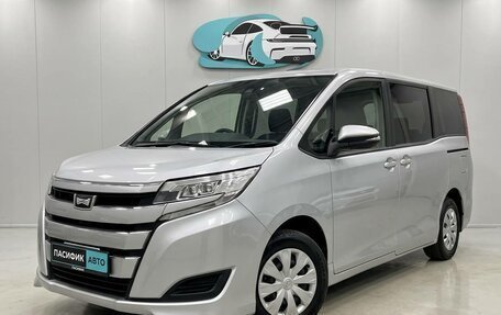 Toyota Noah III, 2021 год, 1 817 009 рублей, 2 фотография