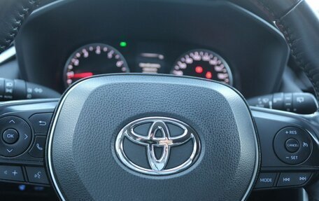 Toyota RAV4, 2021 год, 3 370 000 рублей, 9 фотография